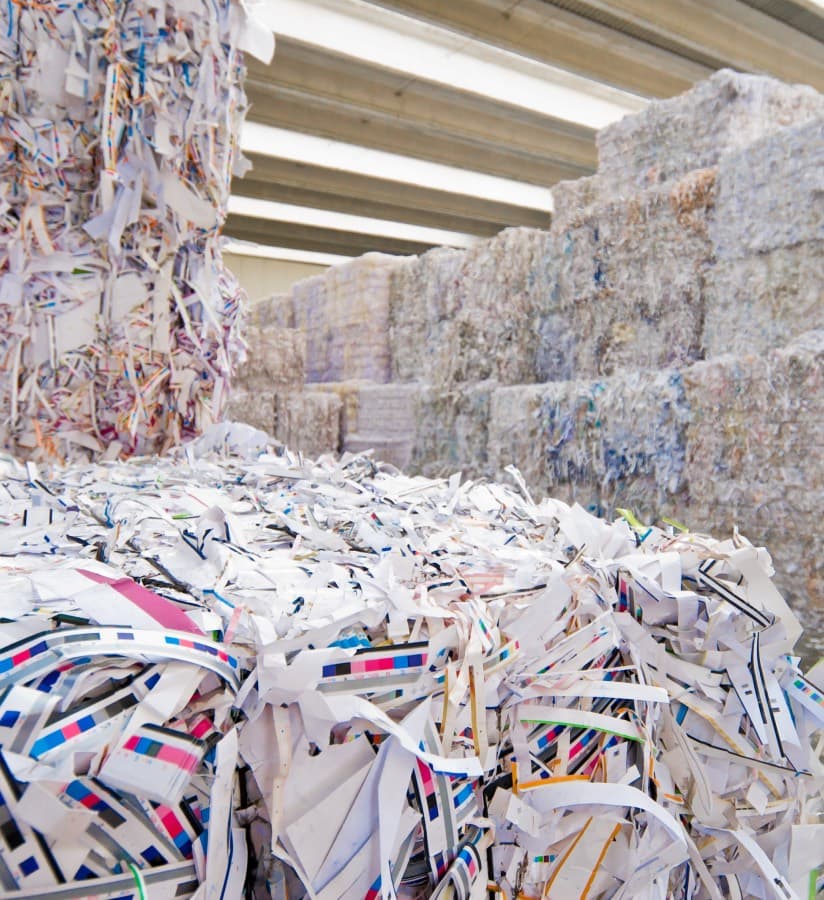 Pacas de papel para reciclaje